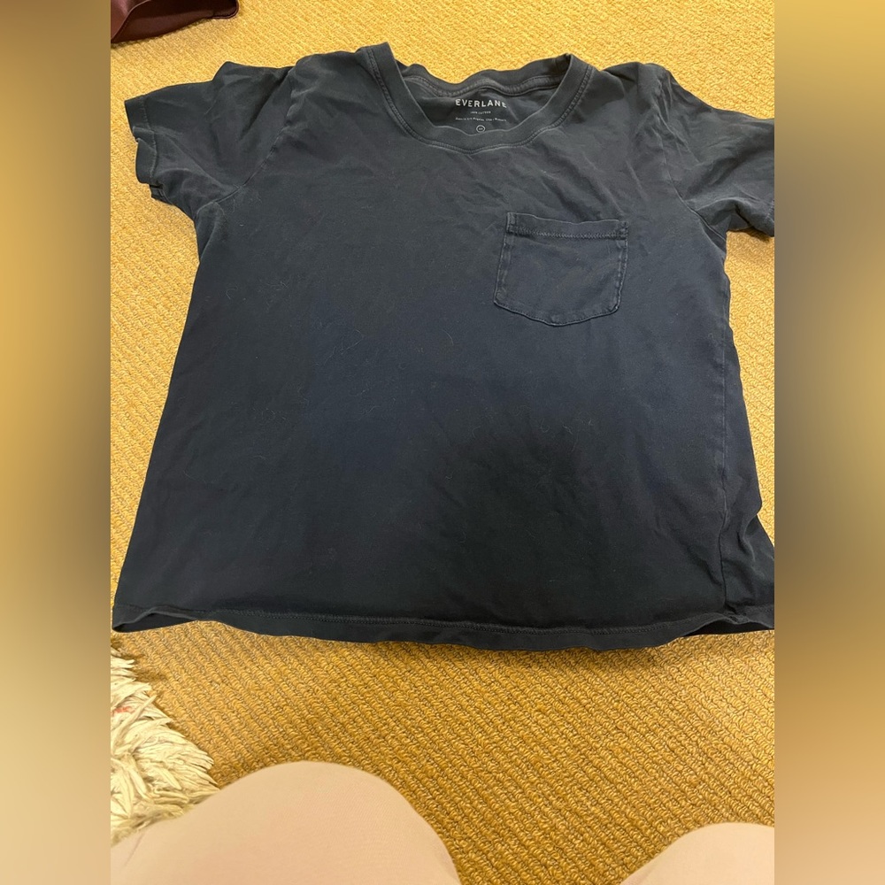 Everlane Navy Boxy Cropped T-Shirt